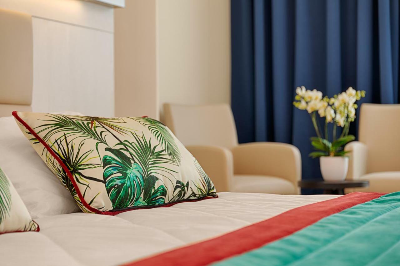 Roma Hotel Castiglione della Pescaia Esterno foto